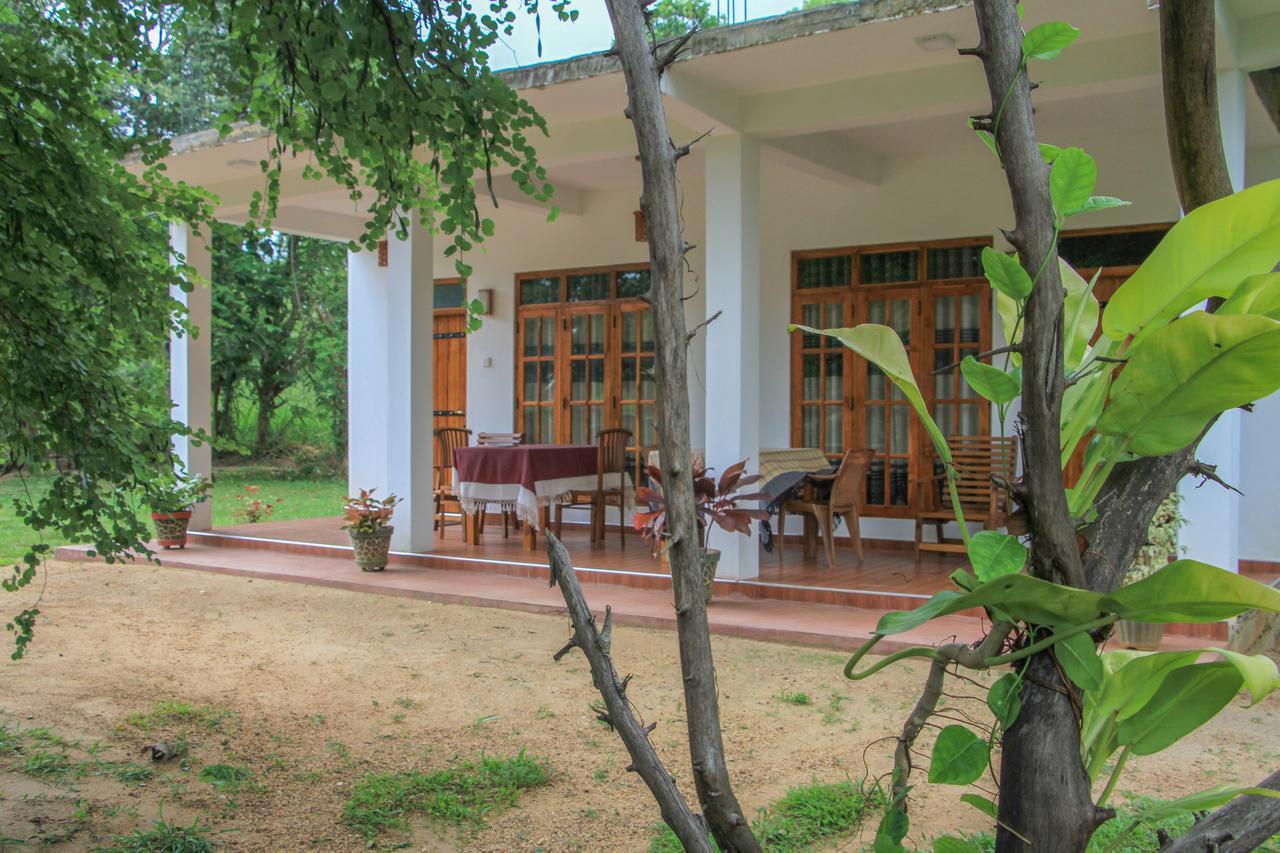 Sigiri Lion Villa Sigiriya Exterior foto